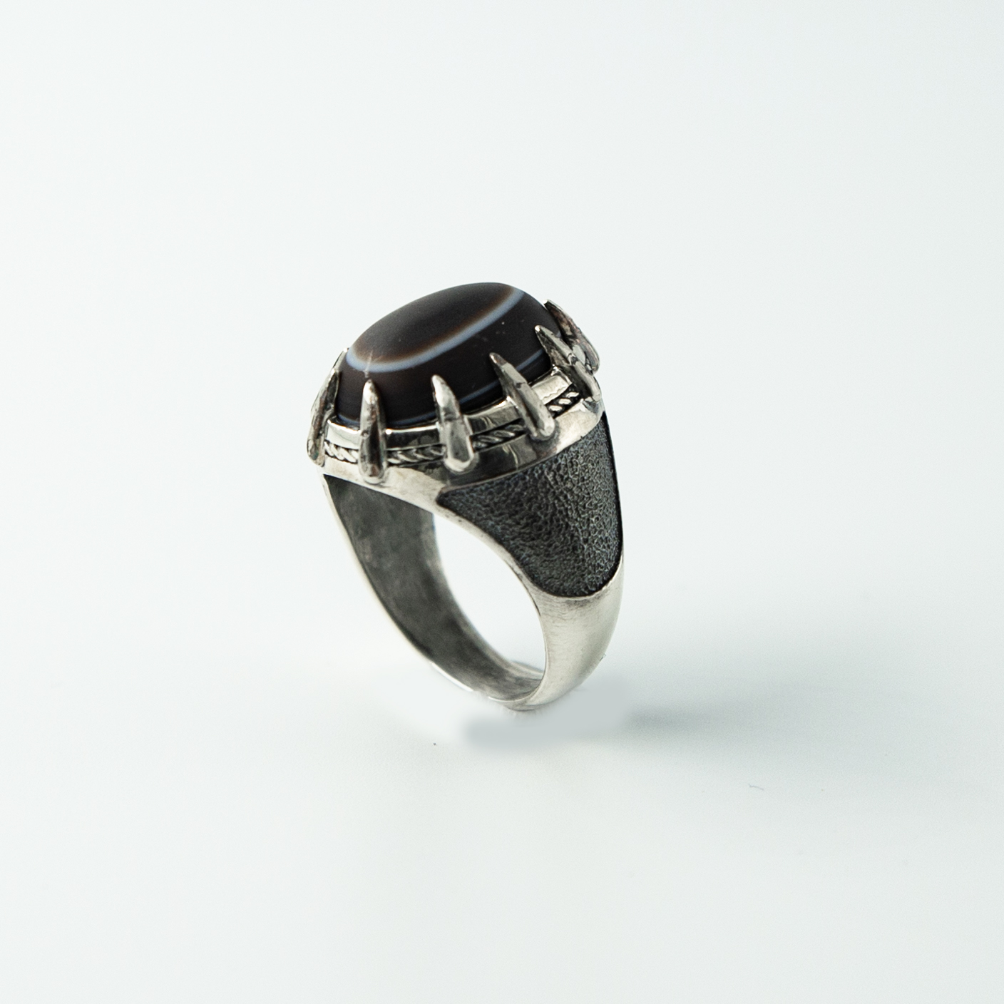 Tibetan ring